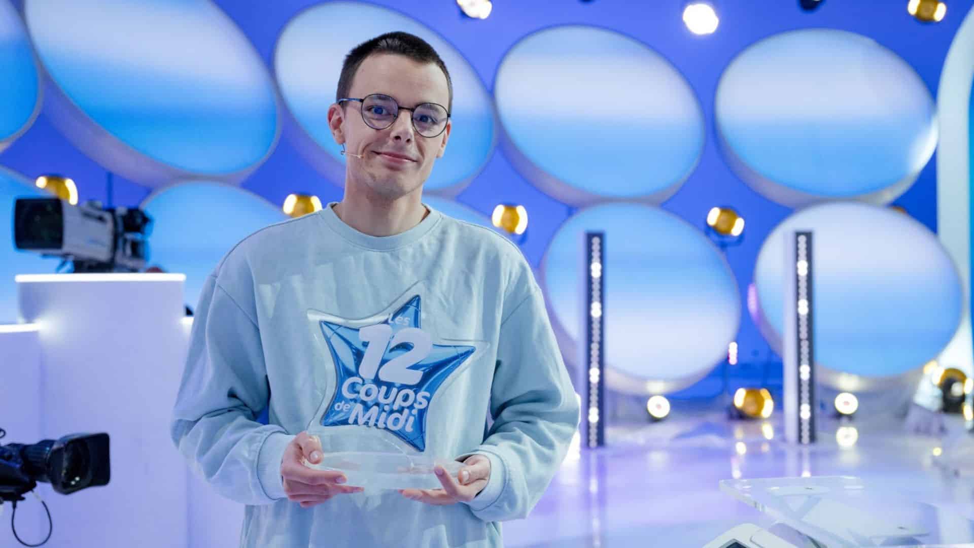 Émilien (12 coups de midi) : il se confie sur son son nouveau projet et lance un appel à ses fans