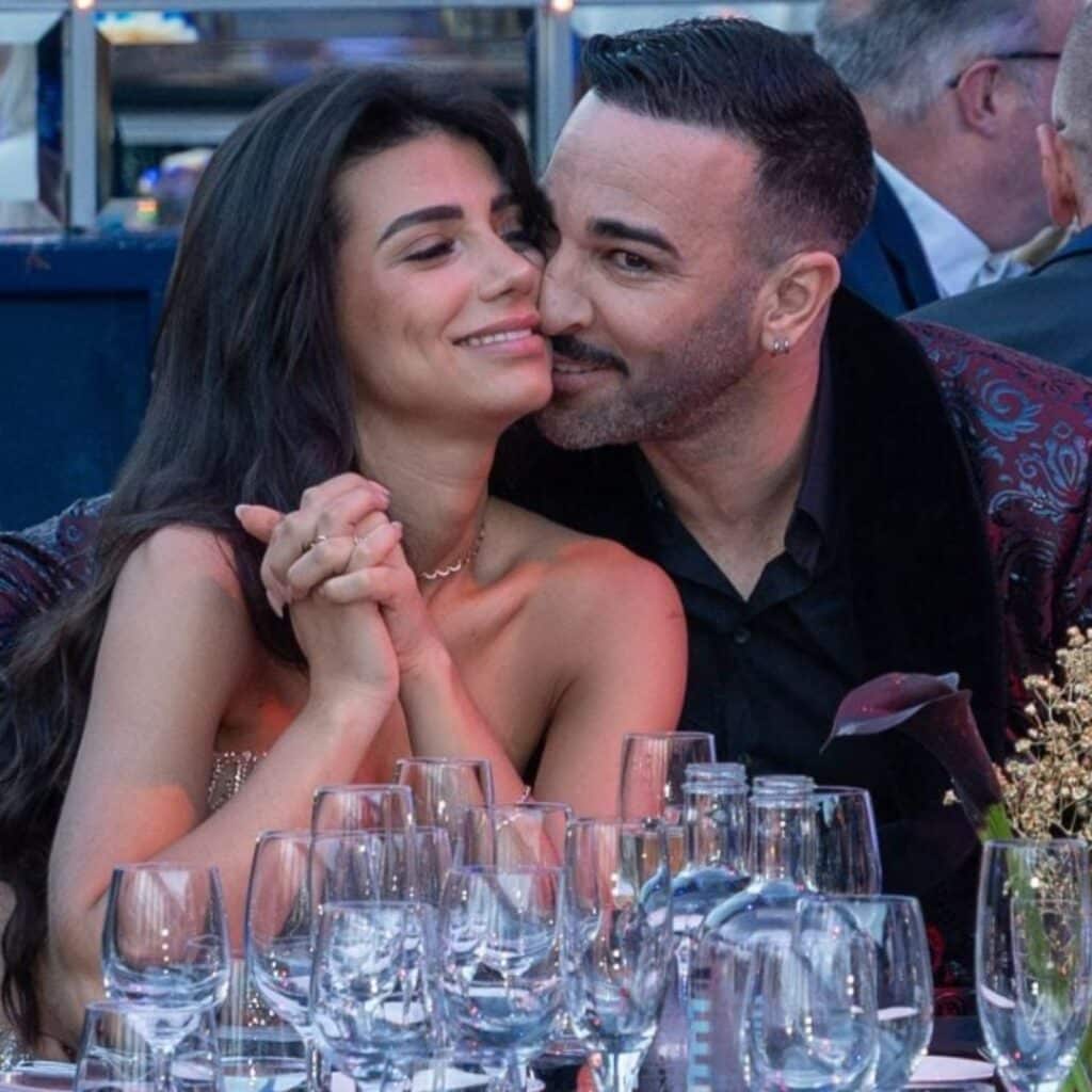 Adil Rami : sa compagne victime d’une chute à cheval, il donne de ses nouvelles