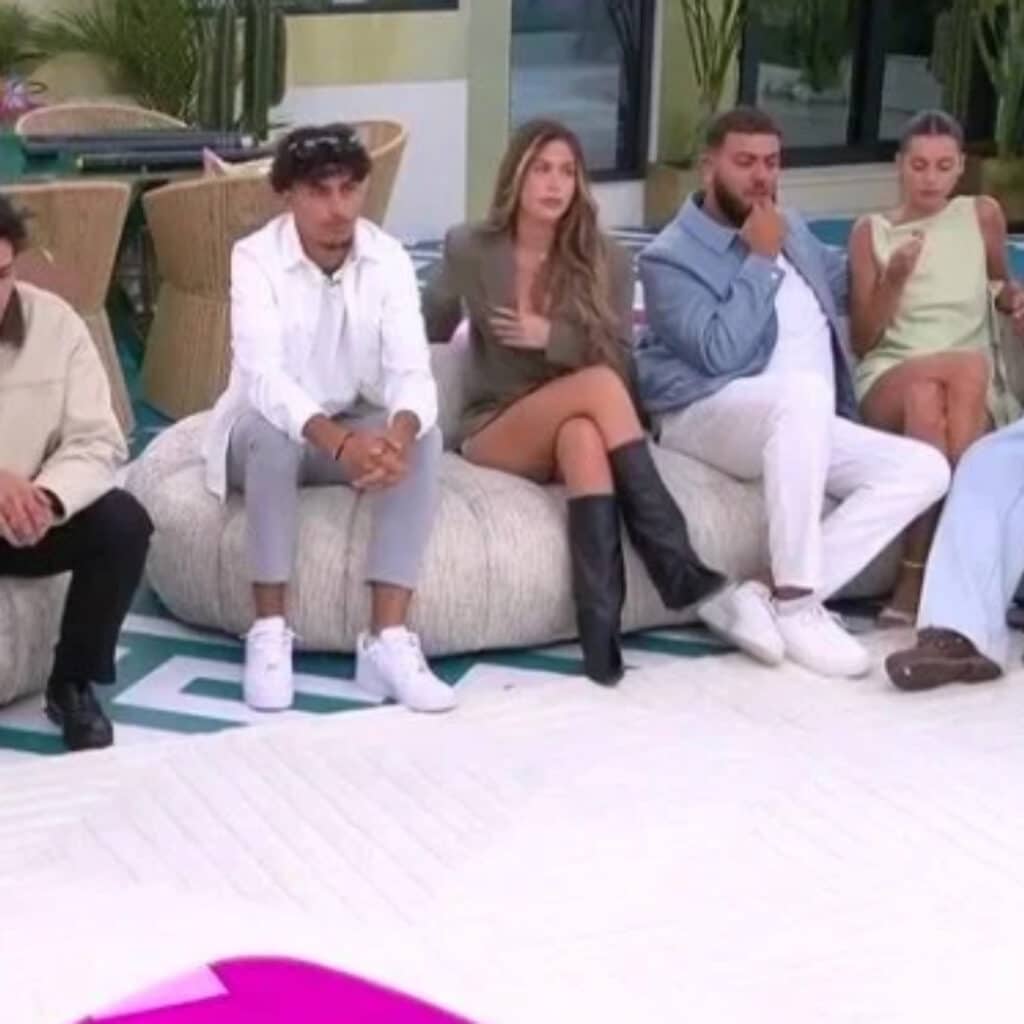 Secret Story : deux candidats annoncent être en couple