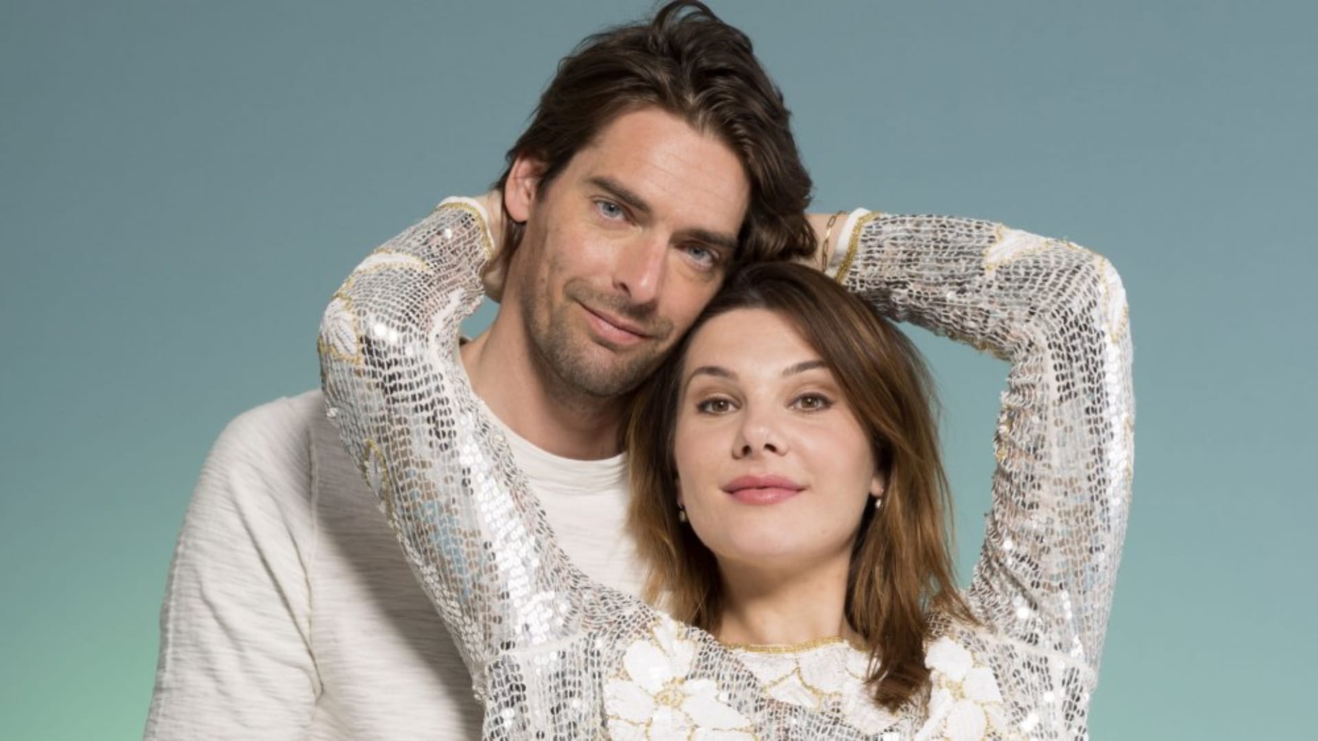 Alice Detollenaere : la compagne de Camille Lacourt raconte son traumatisme à bord d’un avion en plein vol