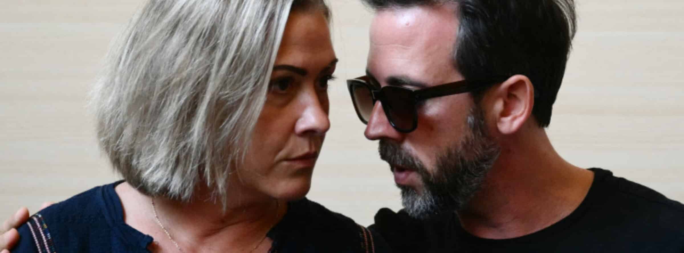 Caroline Darian : son frère se joint à elle pour dénoncer leur mère Gisèle Pélicot, "un soutien indéfectible" Caroline Darian : son frère la rejoint pour dénoncer leur mère Gisèle Pélicot
