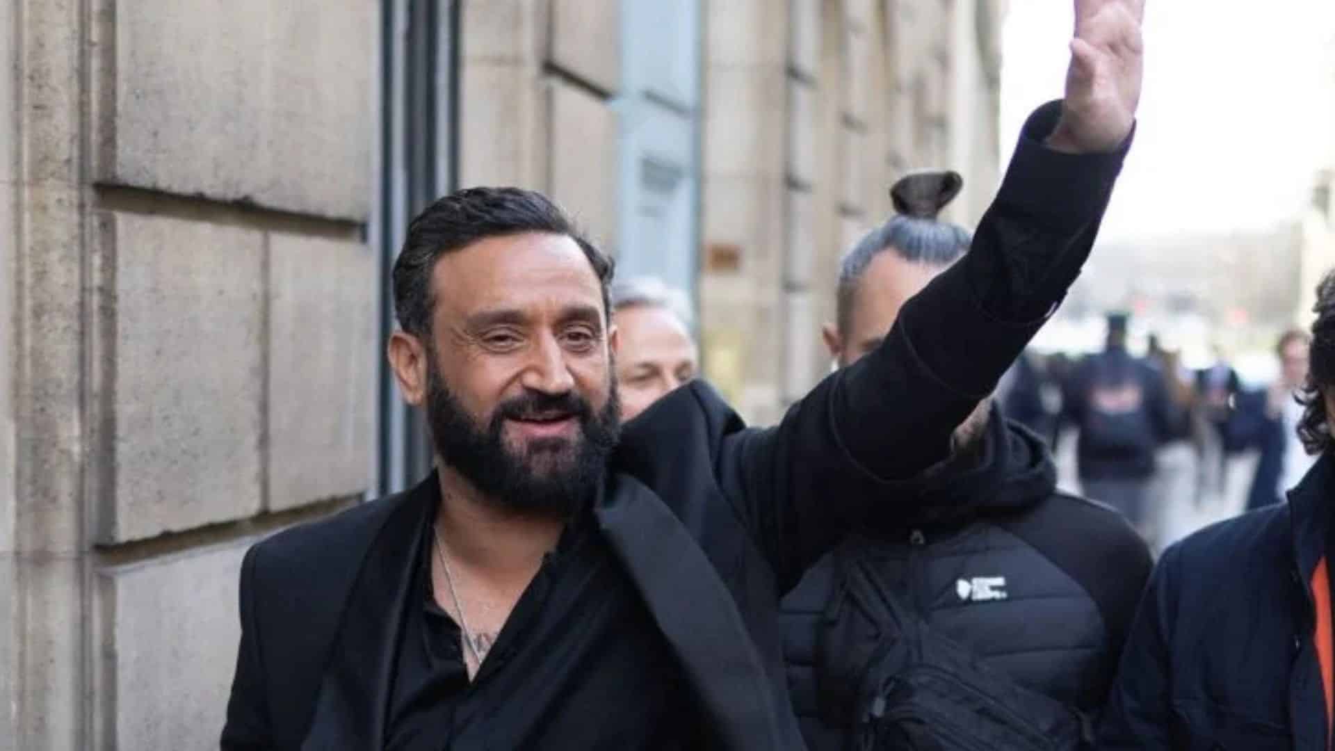 Cyril Hanouna : il annonce les noms des chroniqueurs qui le rejoindront dans Tout beau tout 9