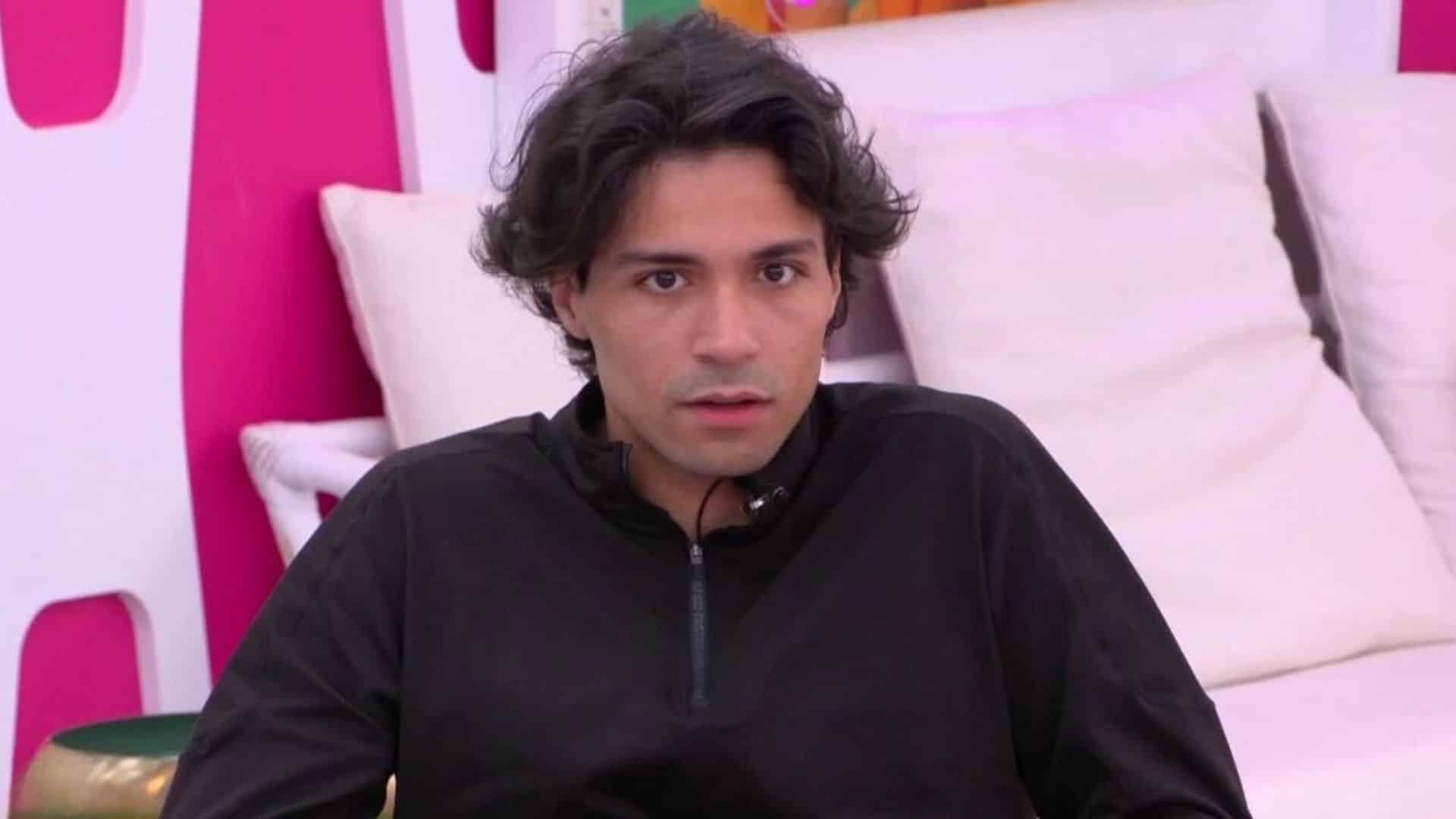Mayer (Secret Story) : aussitôt marié, le candidat divorce et les internautes sont hilares