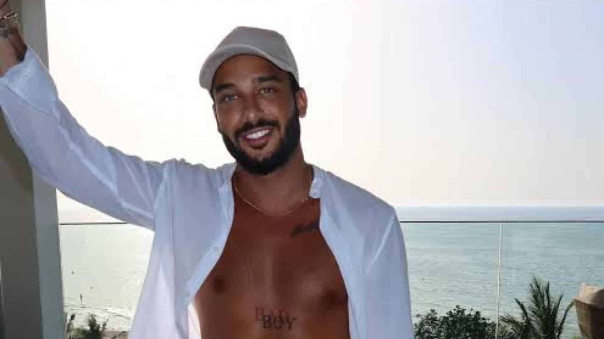 Laurent Correia : le candidat devient la risée de la Toile à cause de son anglais, il réagit