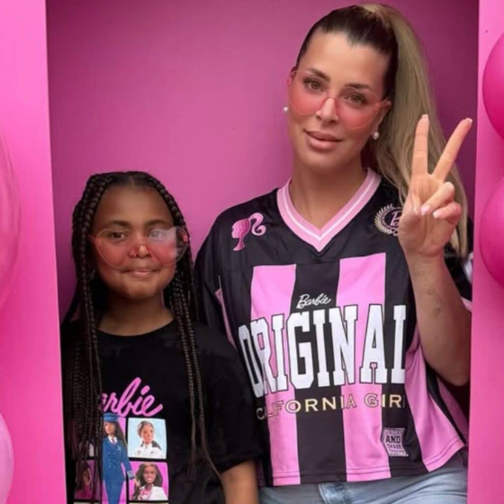 Emilie Fiorelli : l'attitude de sa fille Louna, 7 ans, étonne vivement la Toile