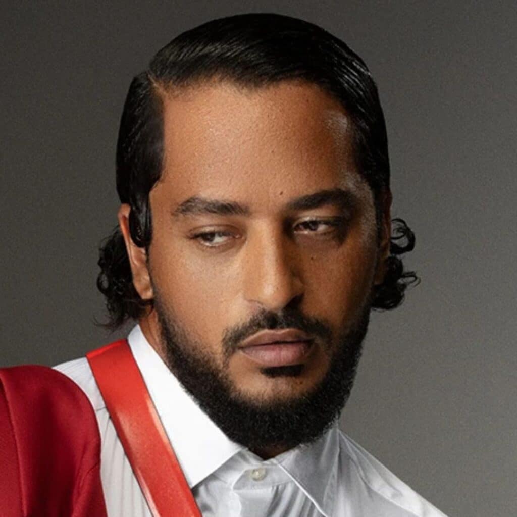 Slimane : accusé de harcèlement, le chanteur est condamné à payer une amende de 10 000 €