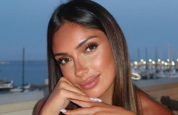 Clarysse : en couple avec un célèbre footballeur, elle officialise