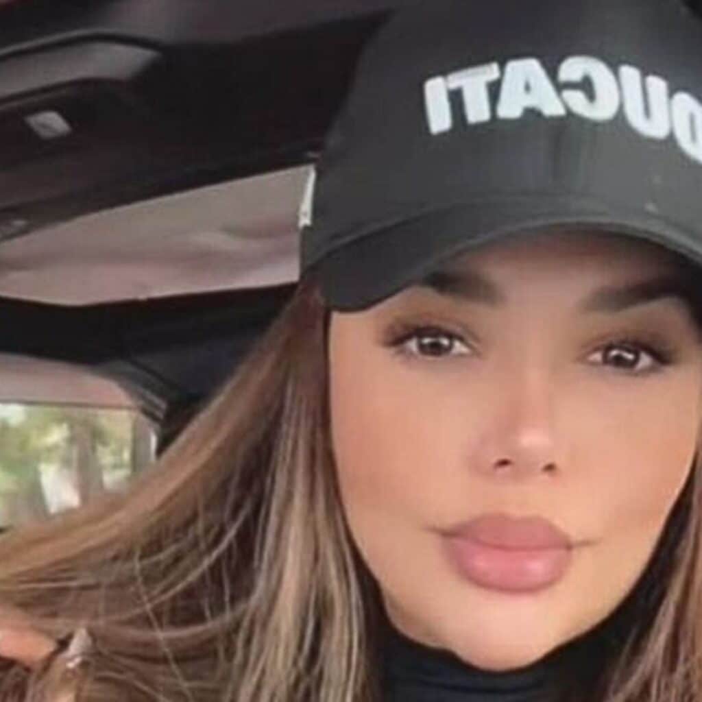L'influenceuse Esmeralda Ferrer Garibay retrouvée sans vie dans une camionnette avec son mari et ses deux enfants