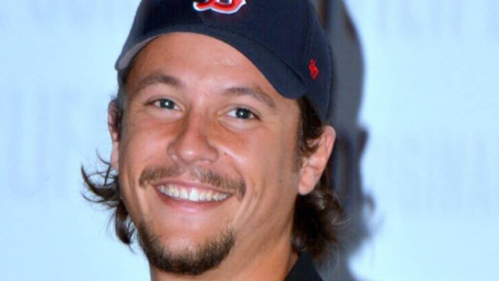 Nekfeu : le rappeur placé en garde à vue pour des violences et agressions