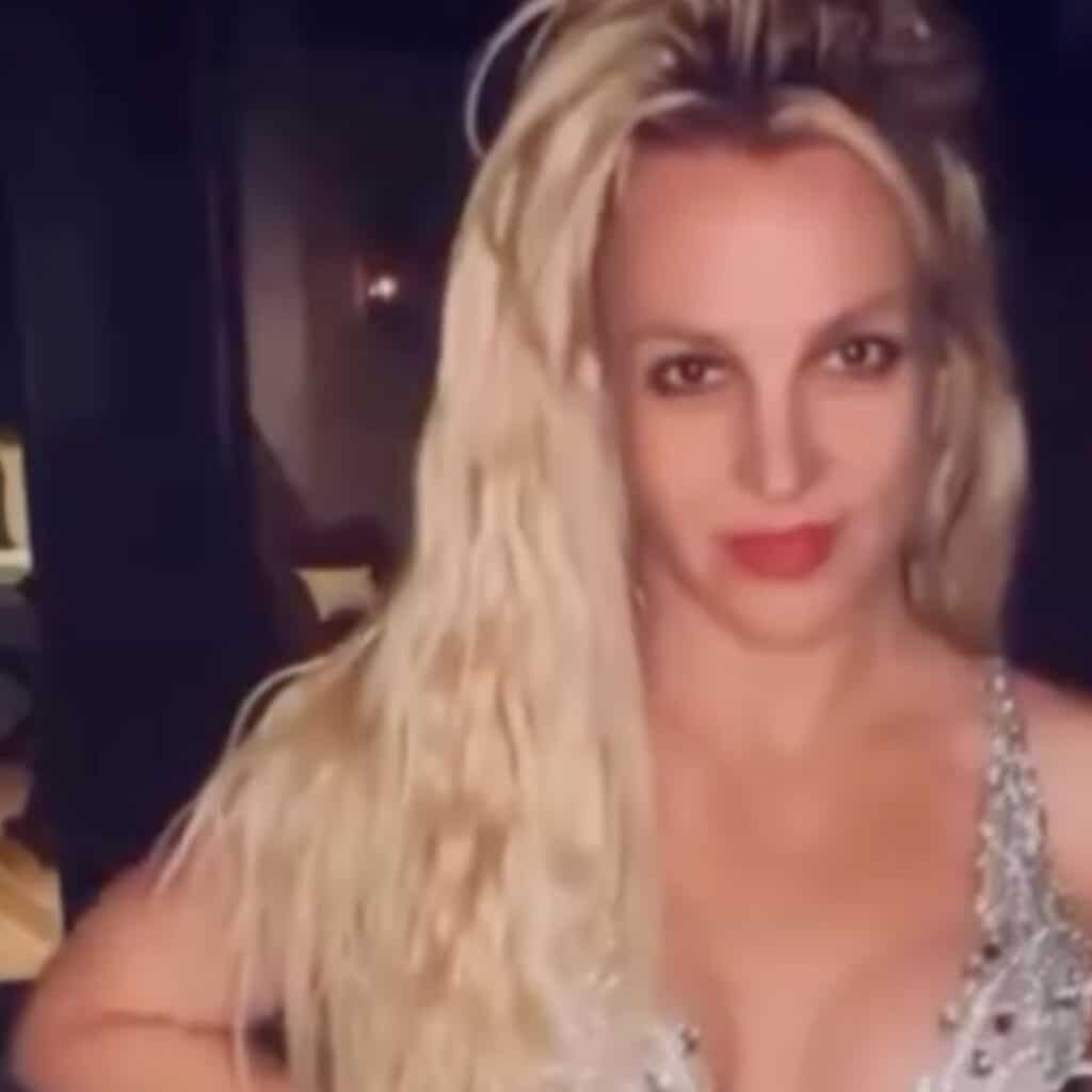 Britney Spears : ses proches très inquiets pour son avenir, la star ne va pas bien du tout