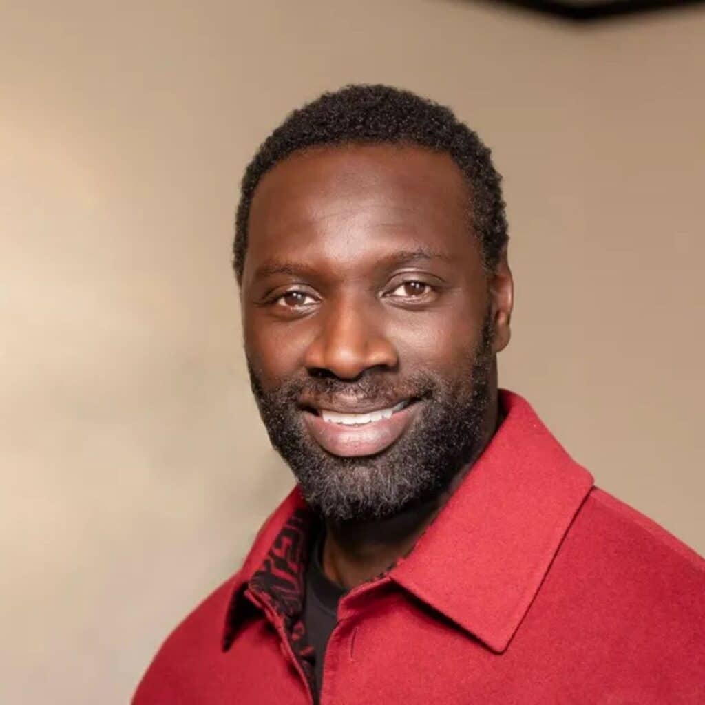 Omar Sy : il se confie sans détour sur la pression de son immense notoriété en France