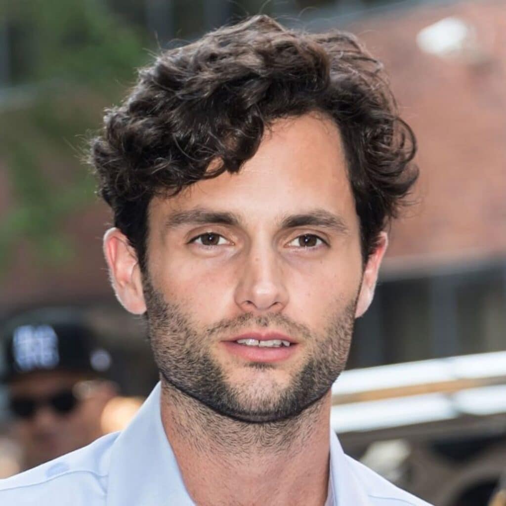 Penn Badgley papa : l’interprète de Joe Goldberg montre la naissance de ses jumeaux
