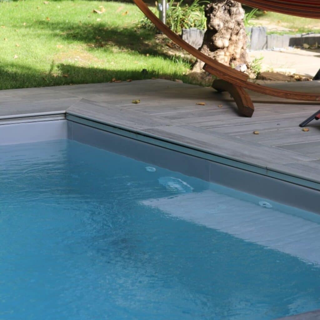 En pleine dispute avec des ados qui squattaient sa piscine, un touriste de 77 ans décède