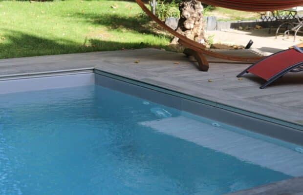 En pleine dispute avec des ados qui squattaient sa piscine, un touriste de 77 ans décède