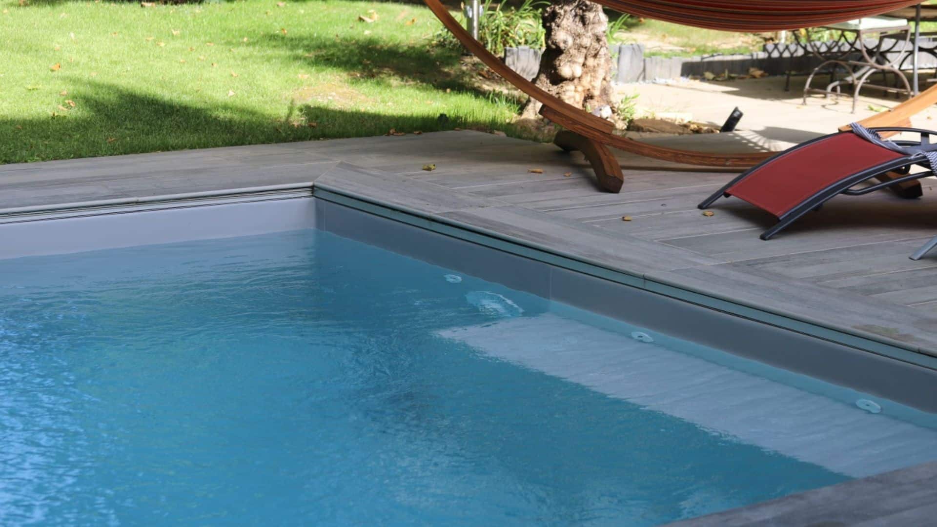 En pleine dispute avec des ados qui squattaient sa piscine, un touriste de 77 ans décède