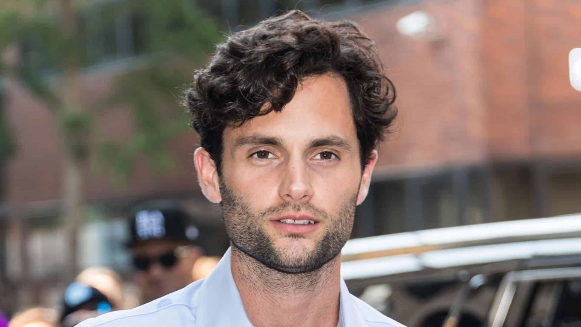 Penn Badgley papa : l’interprète de Joe Goldberg montre la naissance de ses jumeaux
