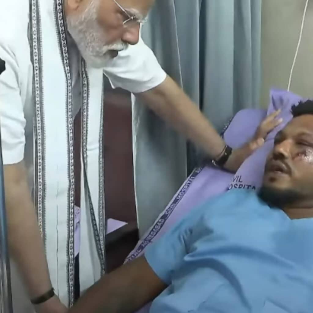 Air India : trois mois après le crash, le britannique qui a survécu est toujours en Inde