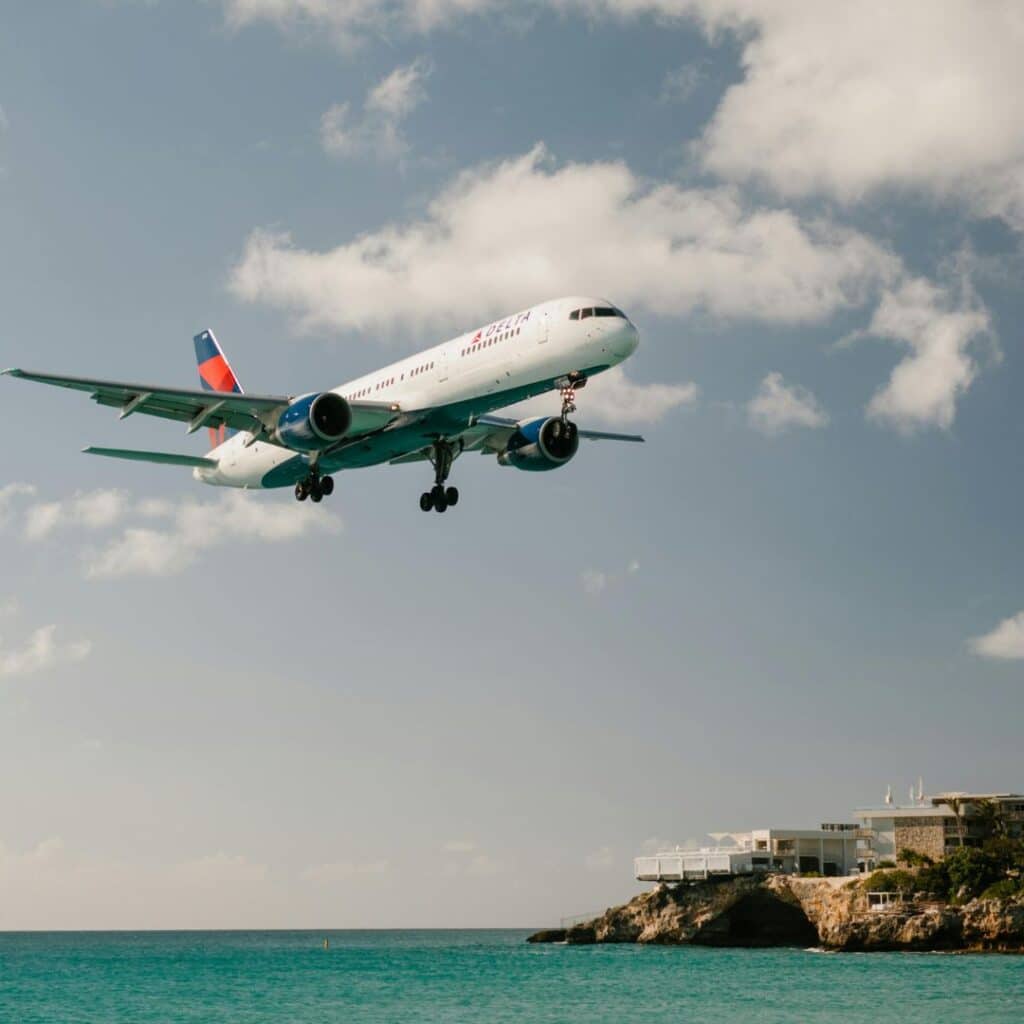 Deux américaines confondent Nice et Tunis : elles atterrissent en Tunisie