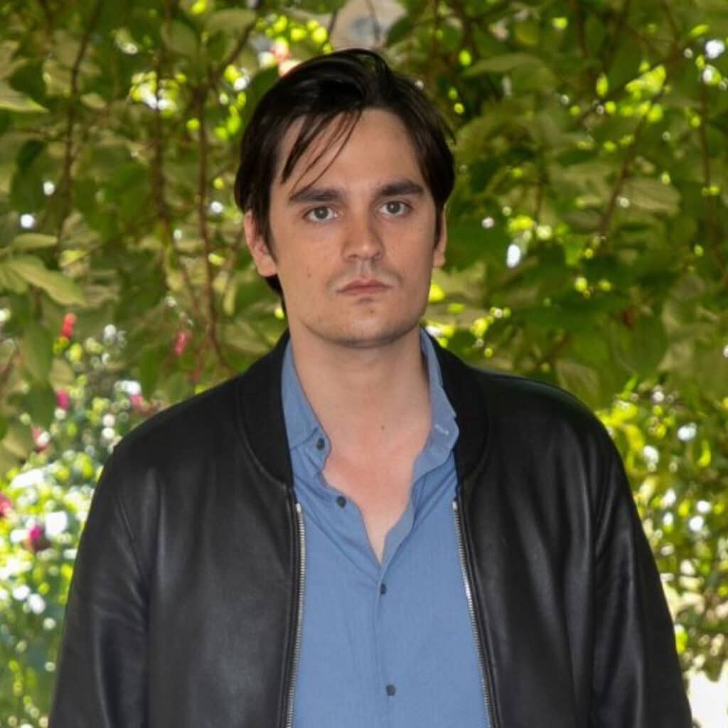 Alain-Fabien Delon : nouvelle identité pour lui, il décide de changer de nom