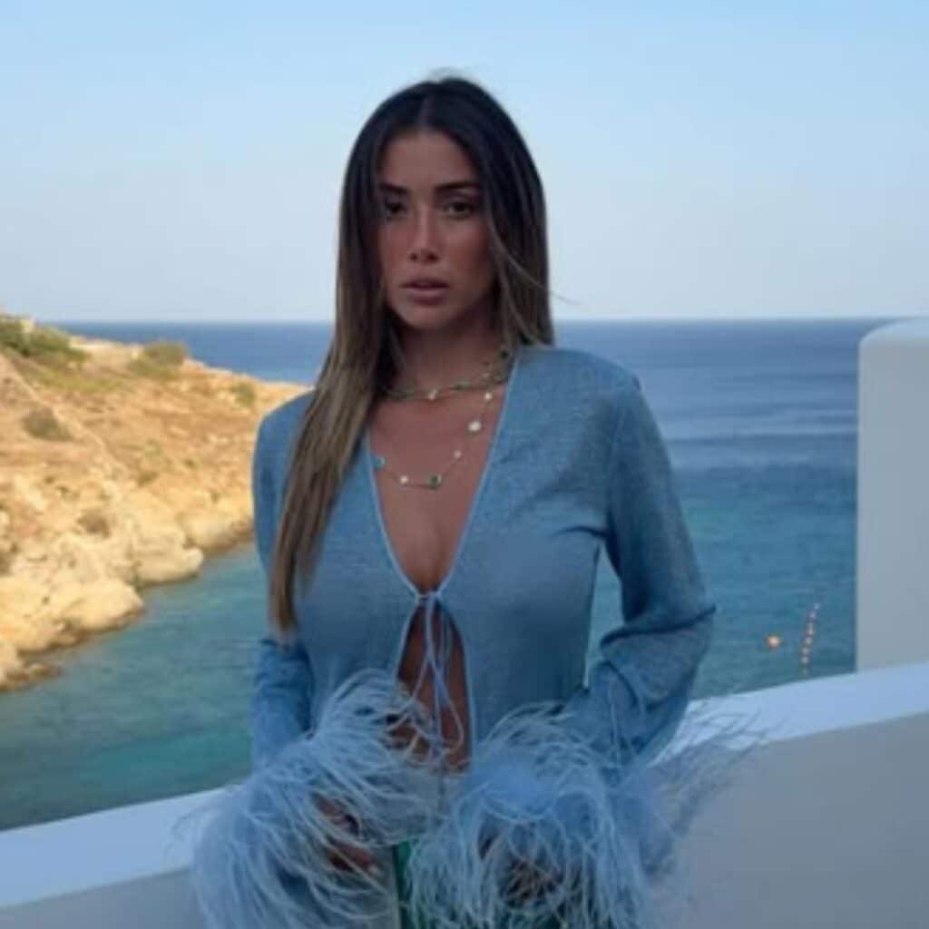 Isabeau De La Tour : séparée de son ancien compagnon, elle refait déjà sa vie