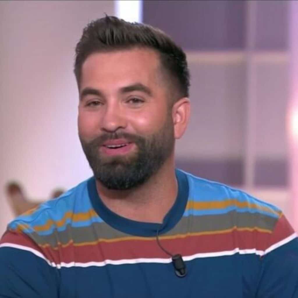 Kendji Girac : le chanteur confronté à l'illettrisme, il se confie comme rarement