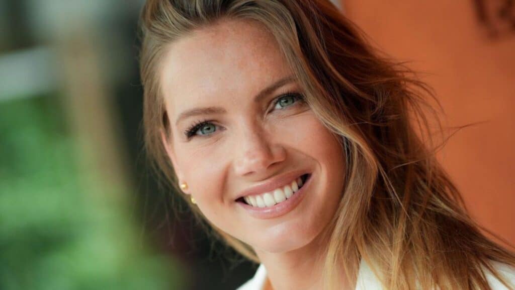 Amandine Petit : après ses fiançailles, heureuse annonce de l'ex Miss France