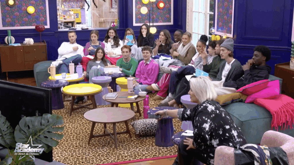 Star Academy : l’hymne 2025 jugé “catastrophique”.  Marlène Schaff met un warning au élèves.