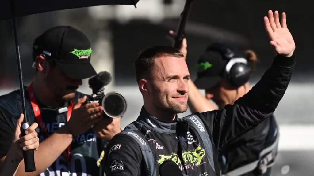 Squeezie : le YouTubeur ému jusqu’aux larmes à la fin du GP Explorer