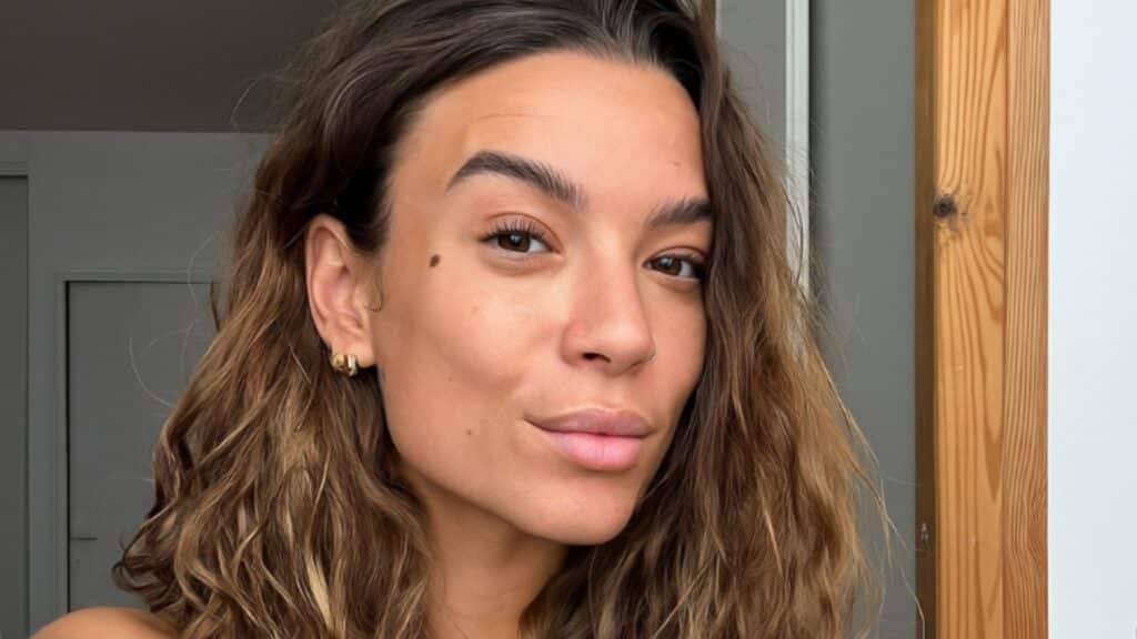 Colette (Les Appentis Aventuriers) : agressée en pleine rue en Italie, son récit totalement lunaire