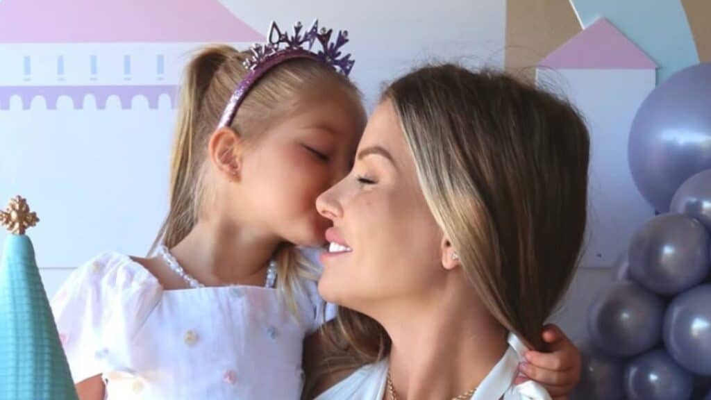 Jessica Thivenin divorcée : la question gênante de sa fille Leewane