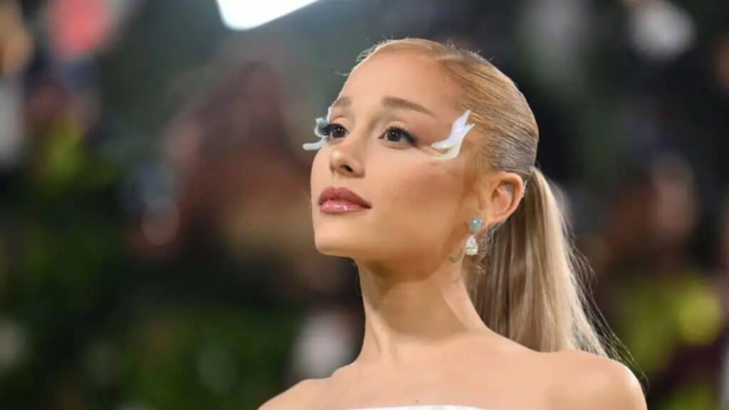 Ariana Grande : la fin des concerts pour la star ? Ses fans s’inquiètent de plus en plus