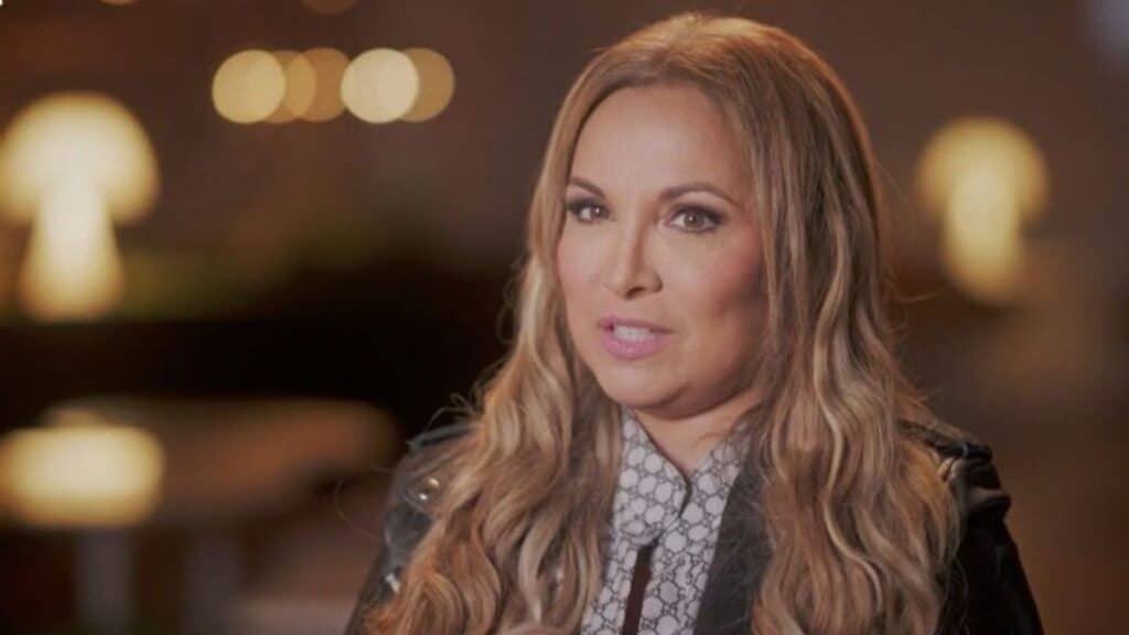 Hélène Ségara : elle évoque les séquelles handicapantes de sa maladie oculaire auto-immune