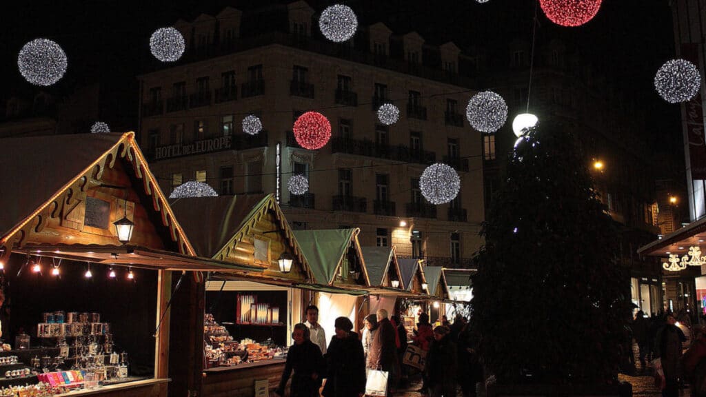 Marché de Noël 2025 : des centaines de personnes arnaquées de la pire des façons
