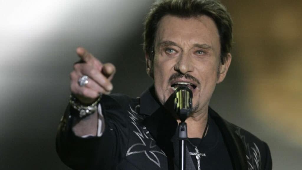 Johnny Hallyday : l’un de ses amis se confie sur cette décision prise par le rockeur après l’attentat du Bataclan