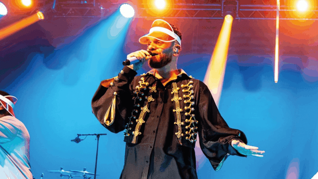 Keen’V : le chanteur ruiné ? Il se confie sur cette douloureuse période de galère financière