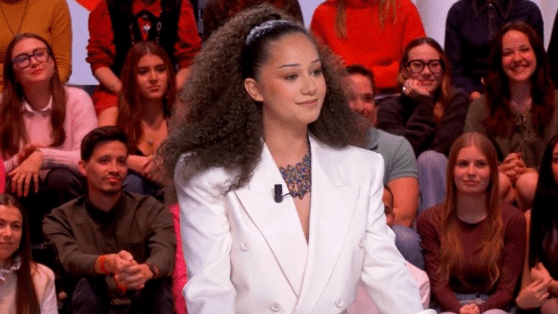 Léna Situations : elle évoque le cyberharcèlement qu'elle subit sur le  plateau de Quotidien