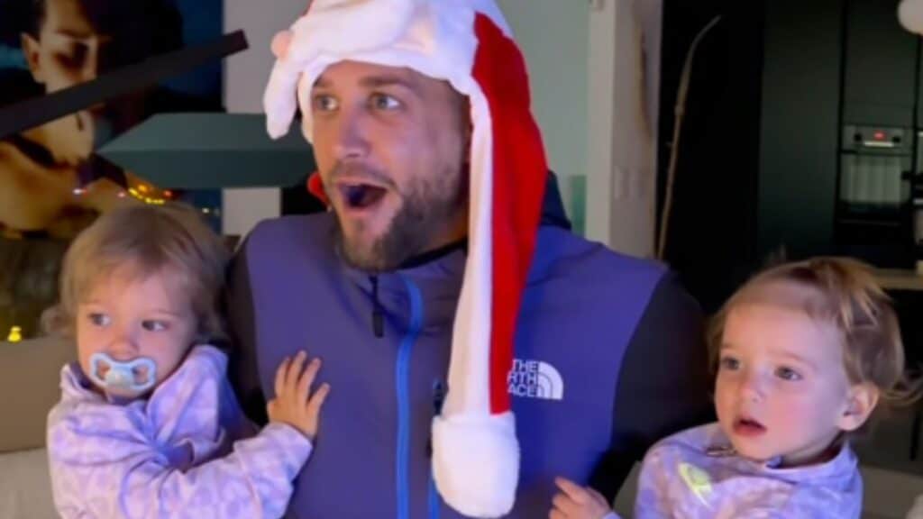 Paga : accusé de ne pas bien s'occuper de ses filles, la Toile lui tombe dessus 