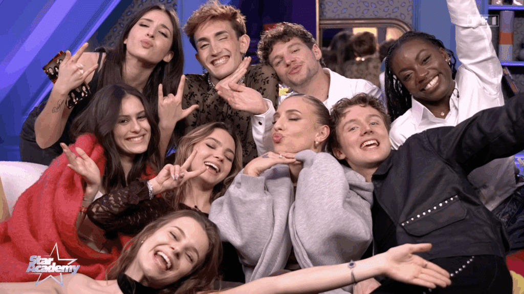 Un baiser volé entre deux élèves de la Star Academy enflamme les réseaux