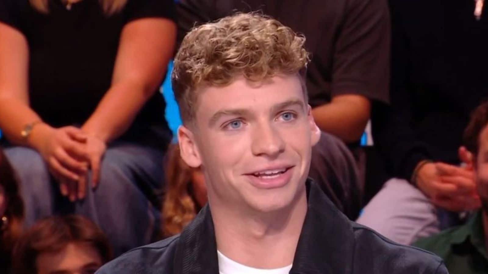 Léon Marchand : les propos d'une chroniqueuse sur le physique du sportif ne passent pas