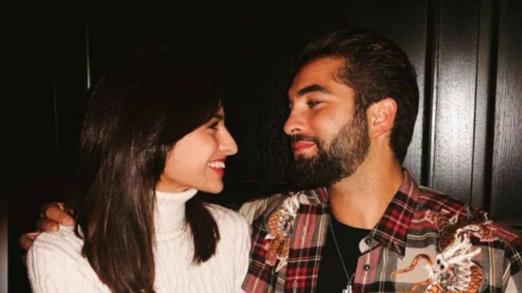 Kendji Girac : le chanteur raconte sa rencontre avec sa chérie Soraya