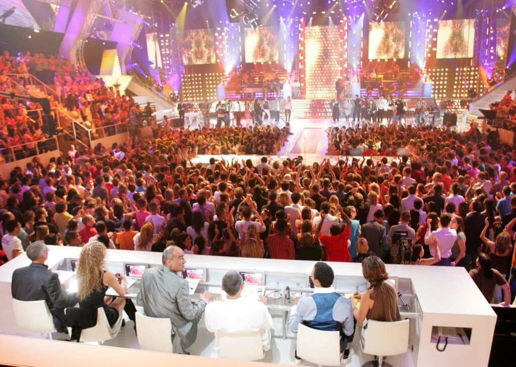 Un ancien élève de la Star Academy règle ses comptes avec la production de l’émission