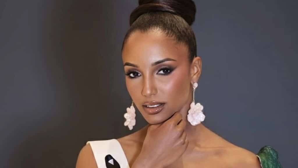 Miss Jamaïque : toujours hospitalisée après sa violente chute à Miss Univers, les nouvelles inquiétantes