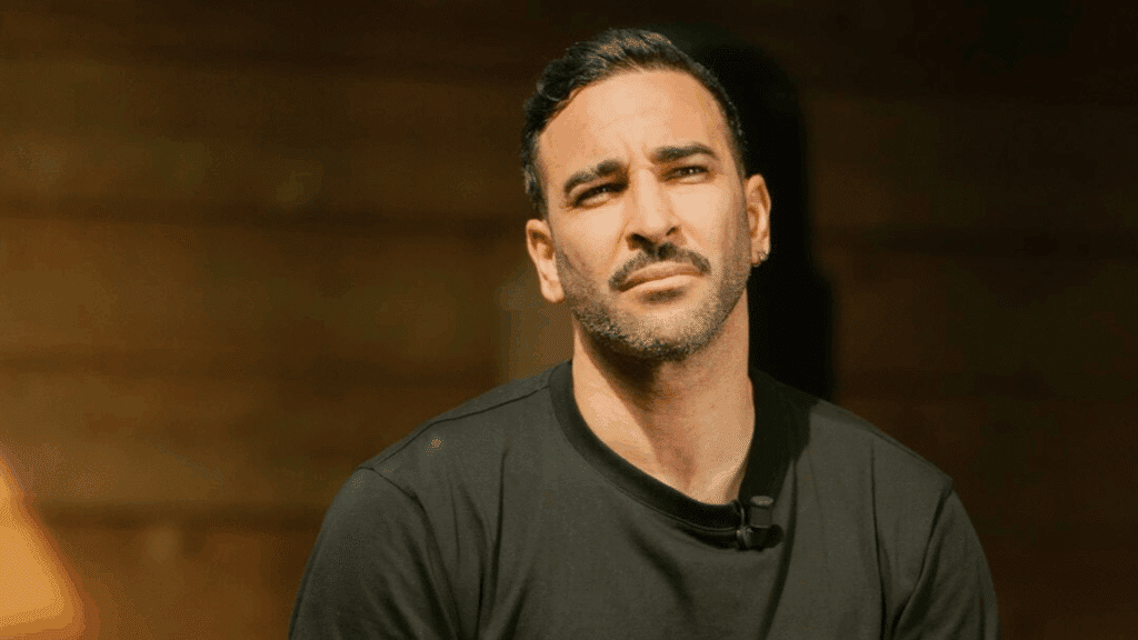 Adil Rami : il évoque sa maman malade et fond en larmes
