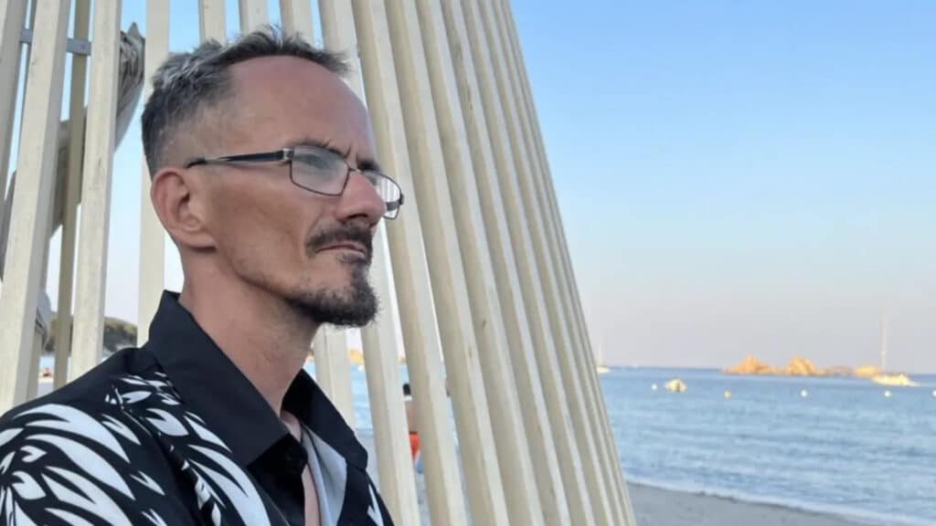 Décès de Jean Pormanove : le tribunal judiciaire rend une décision concernant la plateforme de streaming