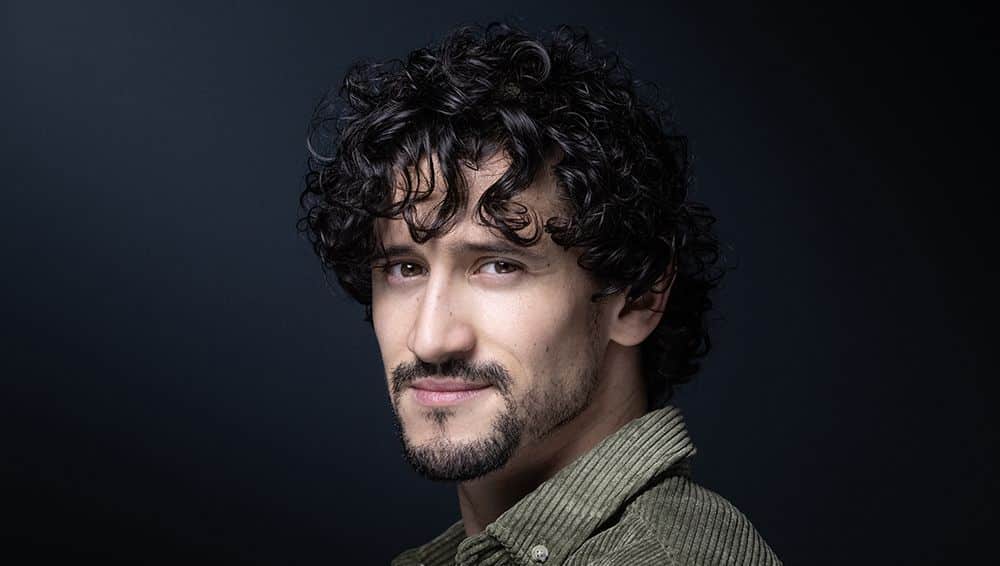 Mehdi Kerkouche, présent aux évaluations, connaît très bien une candidate de la Star Academy