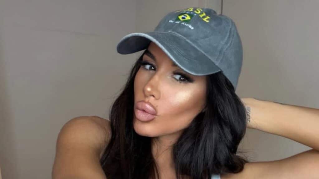 Laura Lempika : son chirurgien esthétique partage une vidéo qui étonne