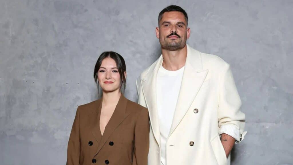 Florent Manaudou et Elsa Bois : ils officialisent enfin leur relation 