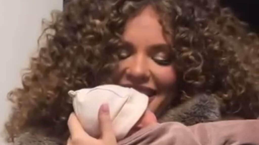 Léa Haddad (Star Academy) : maman pour la première fois, elle annonce le prénom original de son bébé