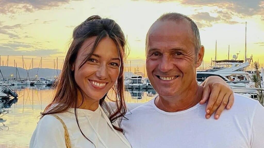 "Il y a parfois des retournements de situation" : Delphine Wespiser évoque sa relation avec Roger