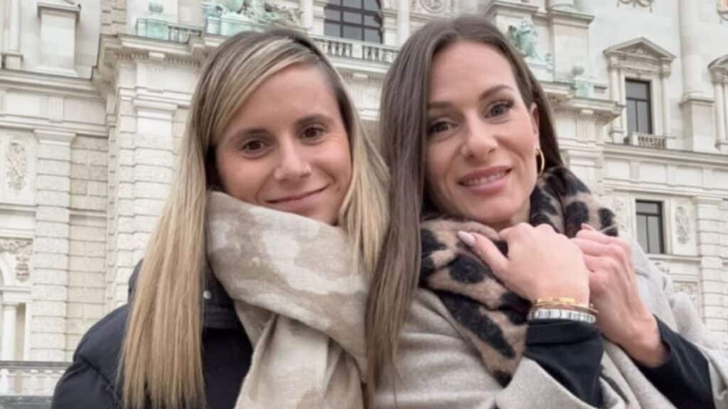 Camille Santoro (Familles nombreuses) a enfin présenté sa moitié Sophie officiellement
